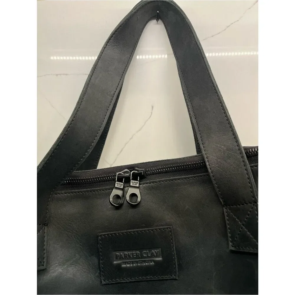 🖤 Parker Clay Black Leather Barrel Duffel Bag
